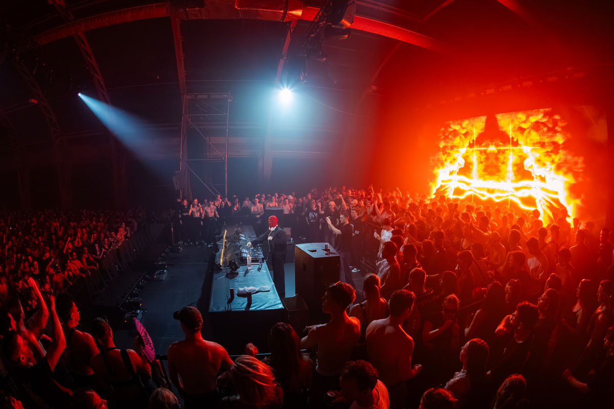 Loading... just a sec